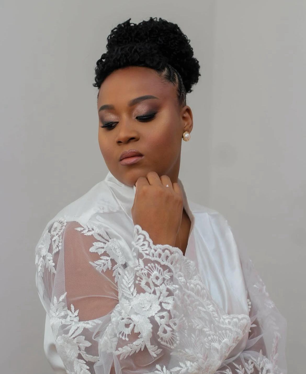 Maquiagem e Penteados