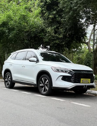 BYD SONG PRO GL HÍBRIDO PLUG-IN 2025