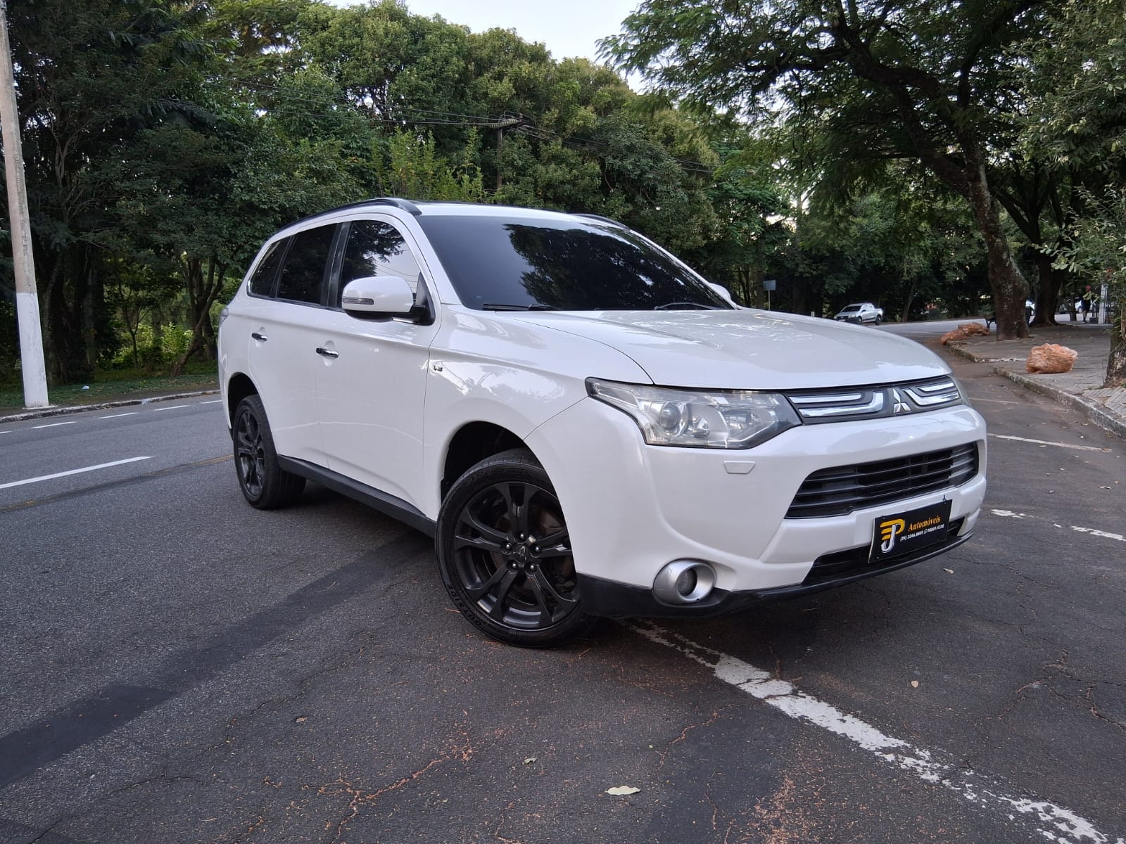 OUTLANDER 2015 GT 7 LUGARES C/ TETO