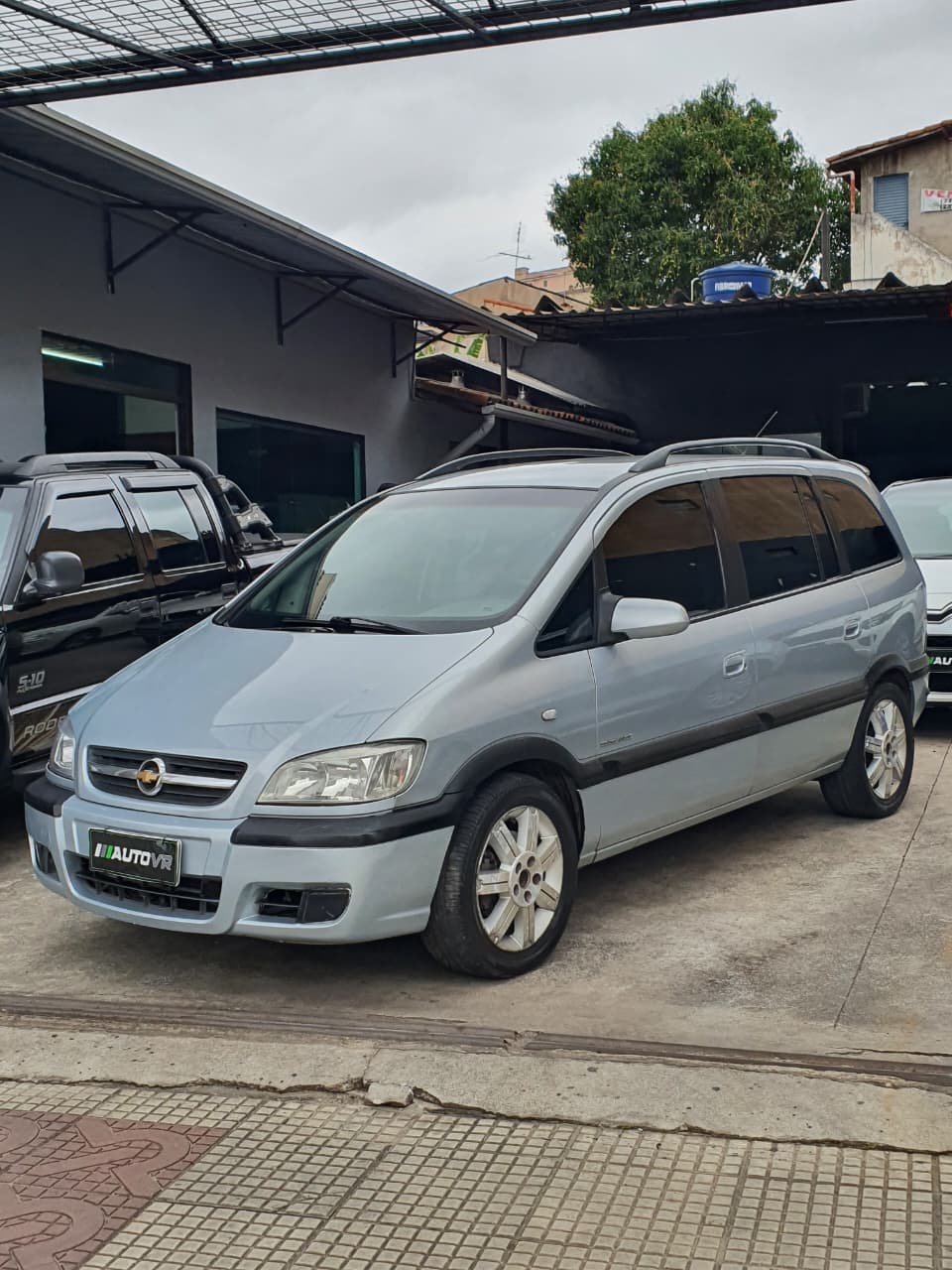 CHEVROLET ZAFIRA ELEGANCE
