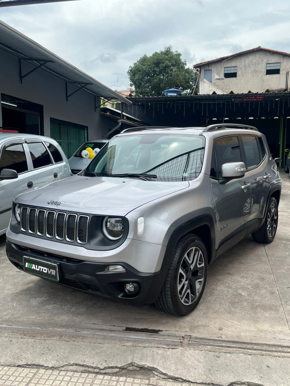 JEEP RENEGADE LONGITUDE 1.8 FLEX AUTOMÁTICO