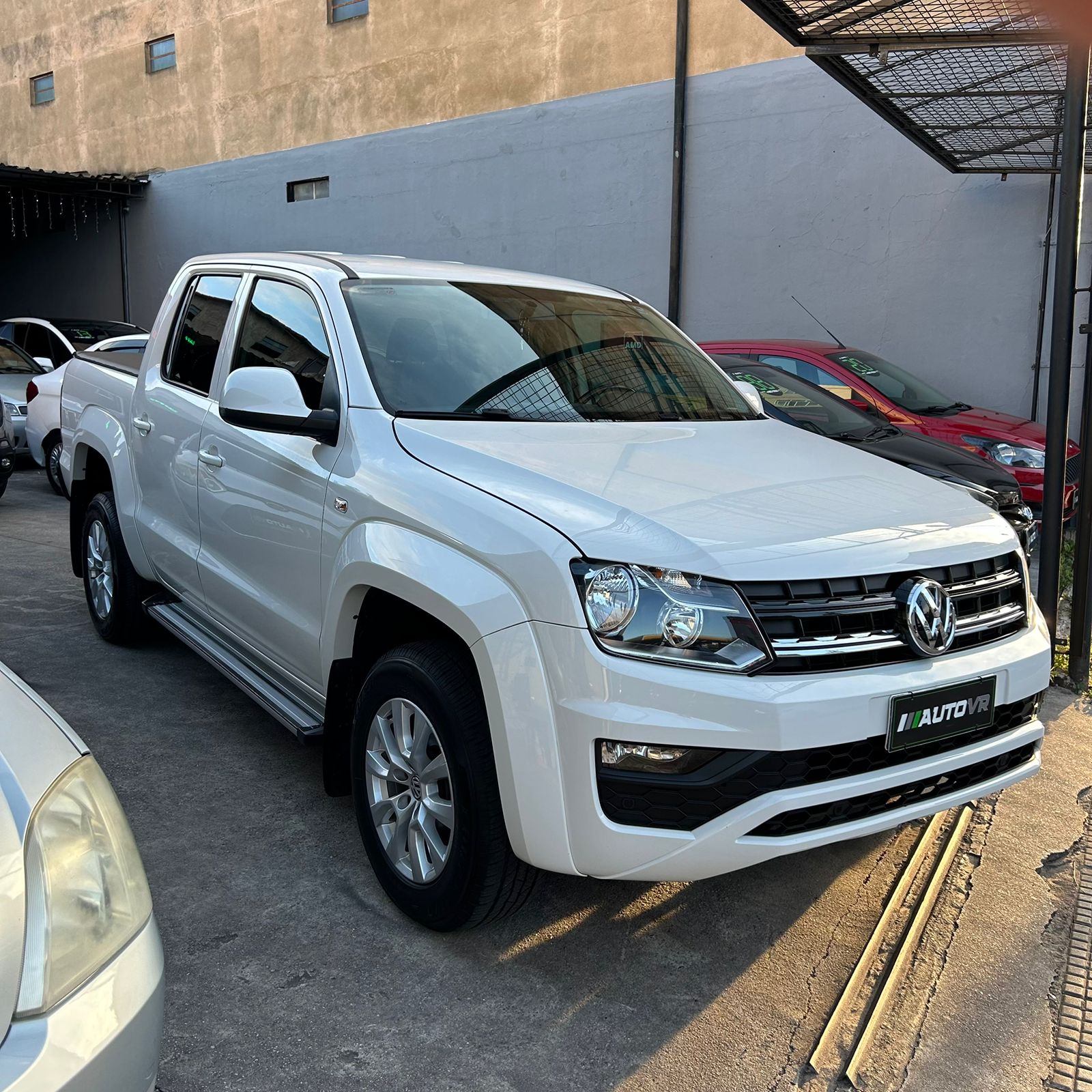 VOLKSWAGEN AMAROK HIGHLINE CD 2.0 16V TDI 4X4 AUTOMÁTICA